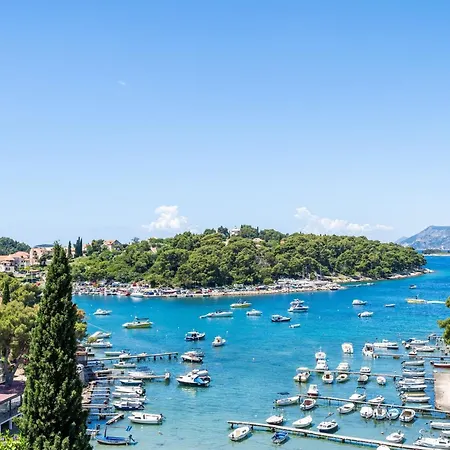 Sunset Cavtat-two Bedroom With Balcony דירה *