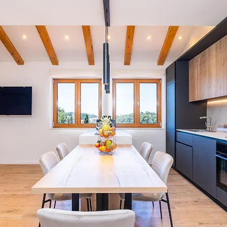 Sunset Cavtat-two Bedroom With Balcony