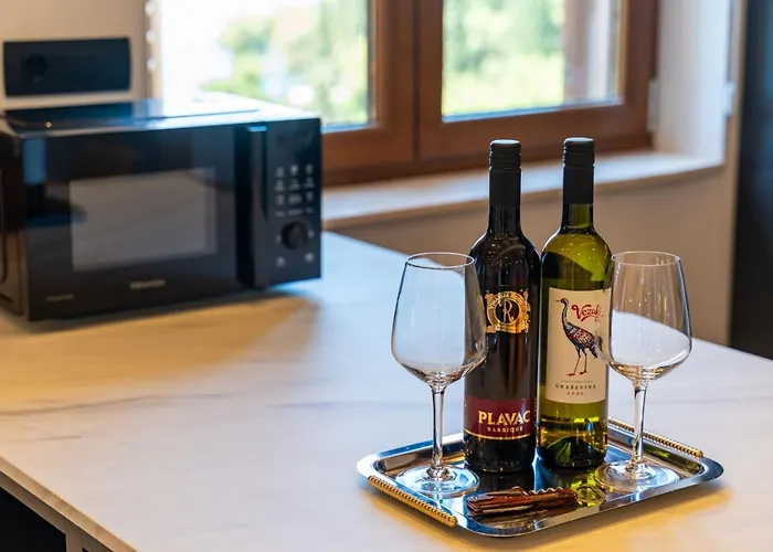 Sunset Cavtat-two Bedroom With Balcony *