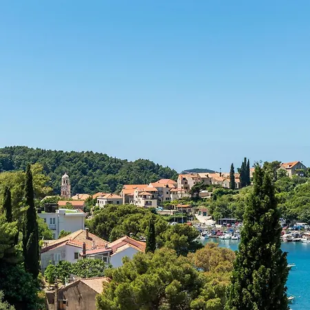 Sunset Cavtat-two Bedroom With Balcony *